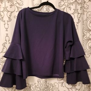 Ruffle sleeve